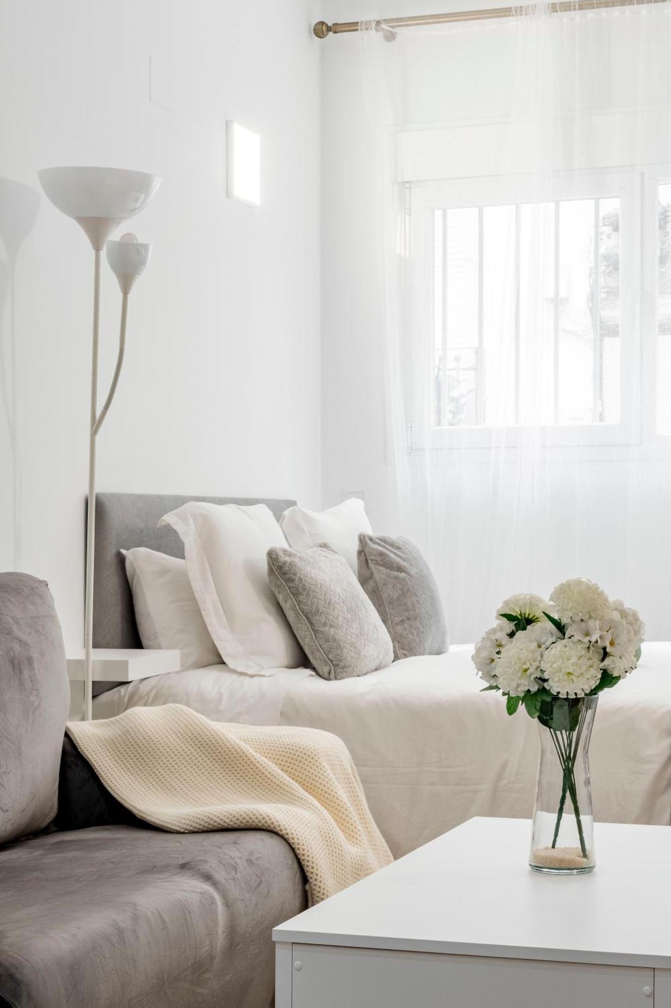 Charming Studio Avenida America Мадрид Екстериор снимка